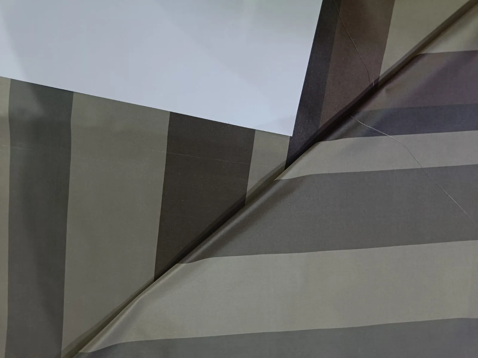 100% SILK TAFFETA FABRIC  DUSTY OLIVE GREEN ,BROWN  Stripes 54" wide TAFS31[3]