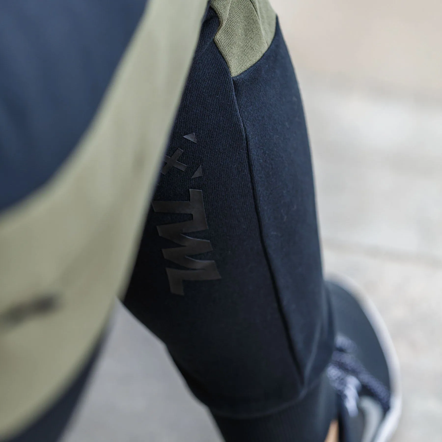 The WOD Life - Women's Wanderer Cuffed Jogger Pants - BLACK/KHAKI